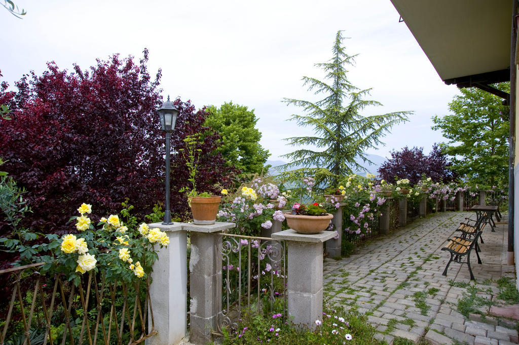 La Vecchia Quercia Bed & Breakfast Selci  ภายนอก รูปภาพ